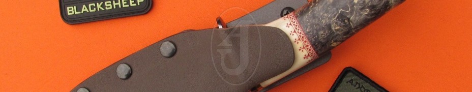 Hunting knives
